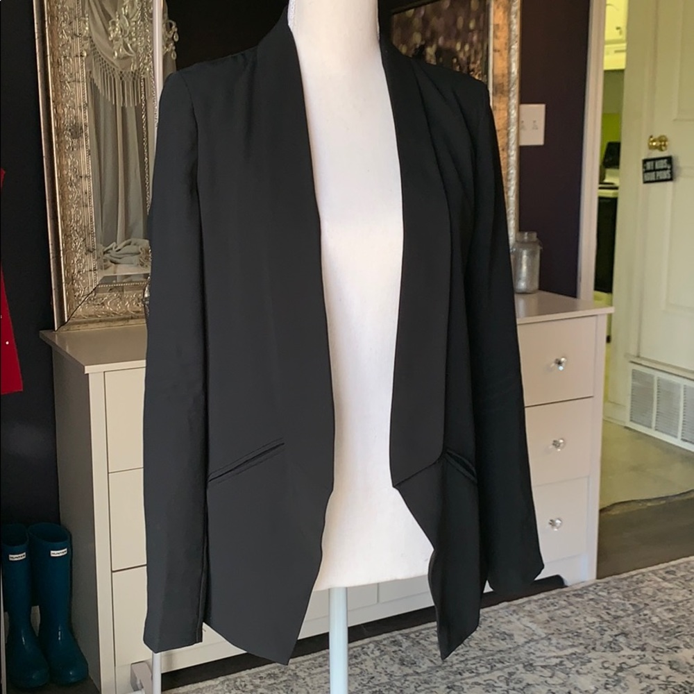 Lulu’s Black Blazer lightweight size XS